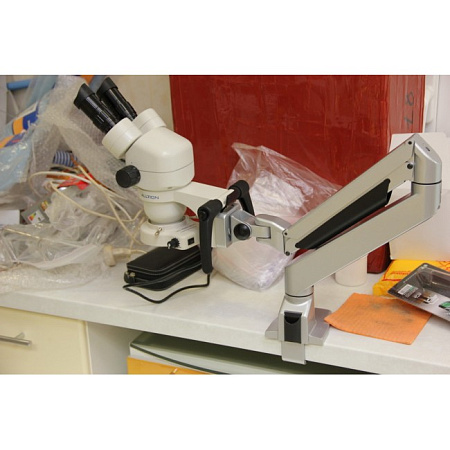 Alltion ASM-0745 - настольный зуботехнический микроскоп с плавным изменением увеличения и светодиодной подсветкой