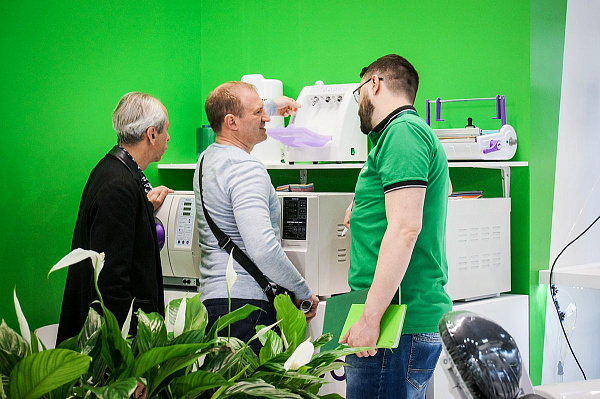 Стенд компании GREEN DENT на выставке Дентал Салон 2019_008.jpg